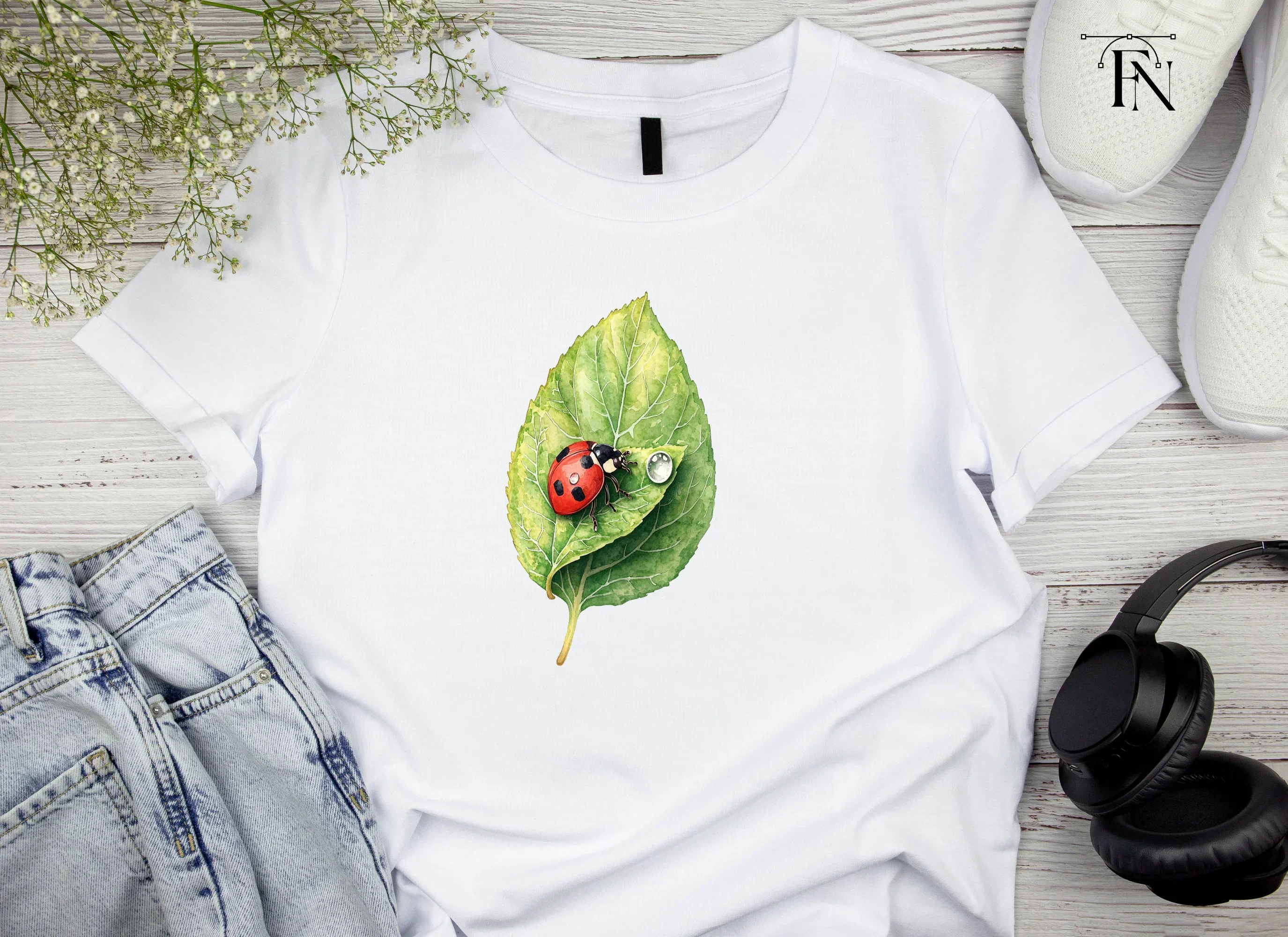 Ladybug on Leaf Clipart Bundle - Image 4